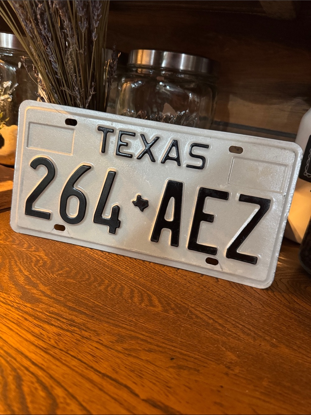 Texas Auto Steel License Plate 264-AEZ White and Black Metal Sign